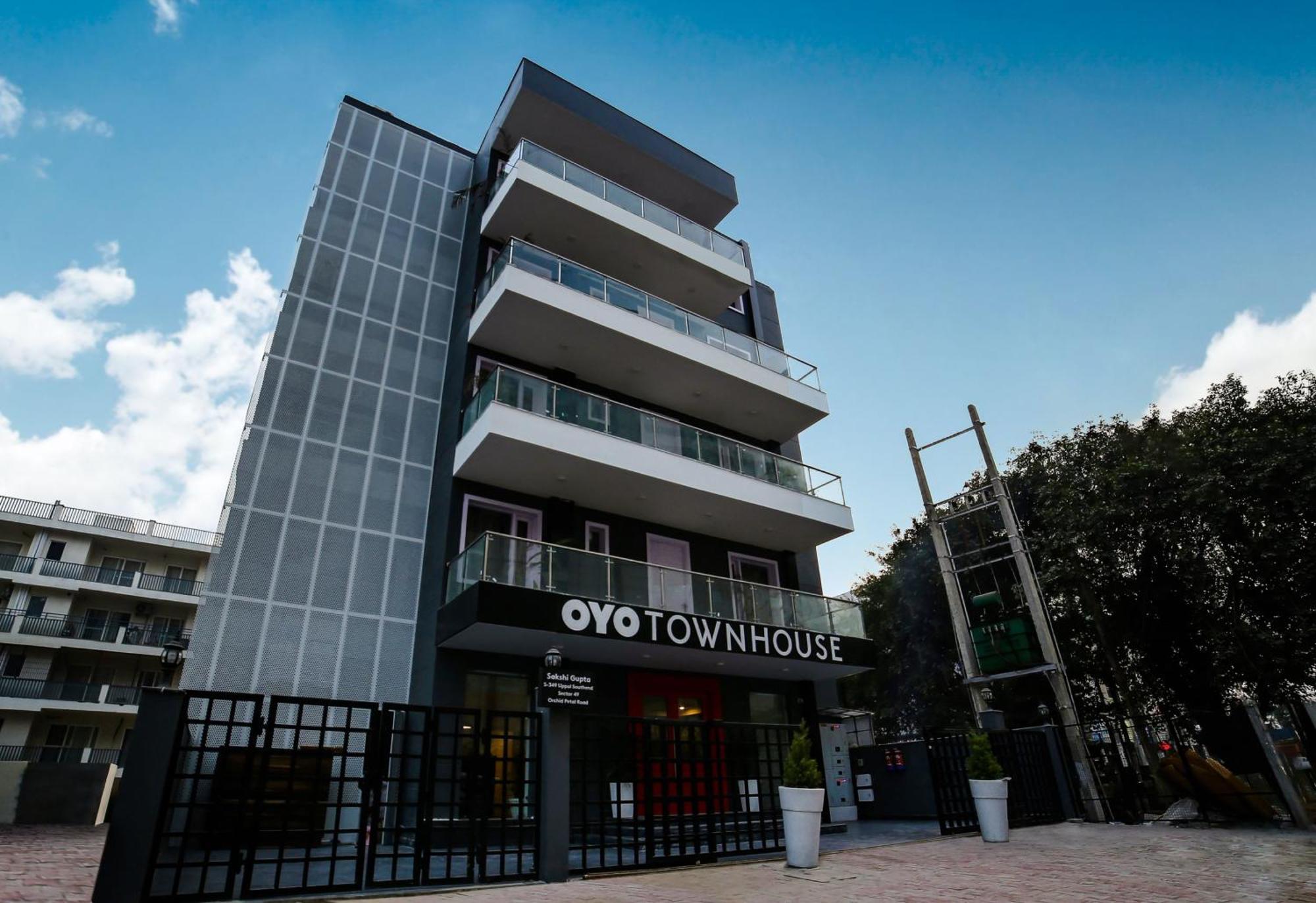 Townhouse Sohna Road 2 Hotel Gurgaon Exterior photo